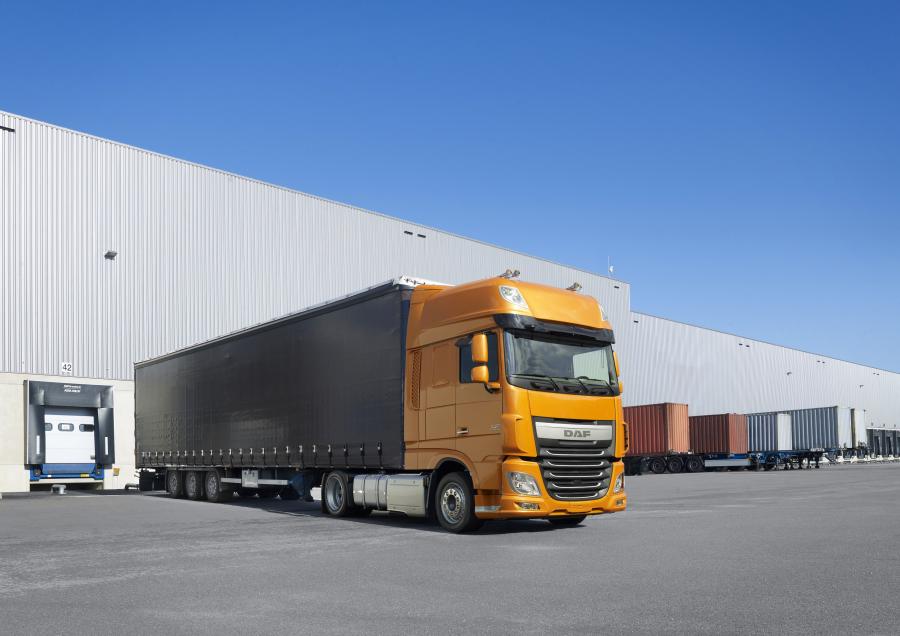  DAF XF 460 4x2 FT Super Space Cab 2013 года  (фото 2 из 2)
